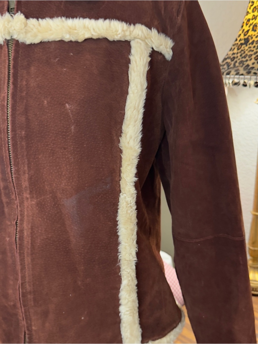 Y2K Brown Leather Jacket with Cream Shearling Trim - Picture 12 of 12